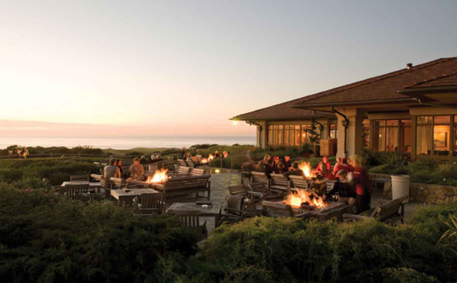 A Guide to Pebble Beach Food and Wine Festival